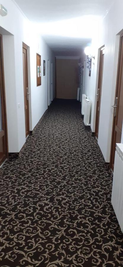 Hotel Cheia Кея Екстер'єр фото