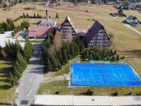 Hotel Cheia Кея Екстер'єр фото